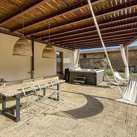 Dependance Du Chateau Avec Jacuzzi Prive Dom wakacyjny